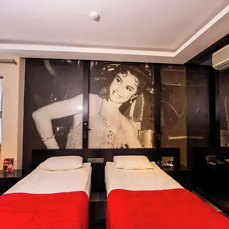 Hotel Maltepe 2000 3*