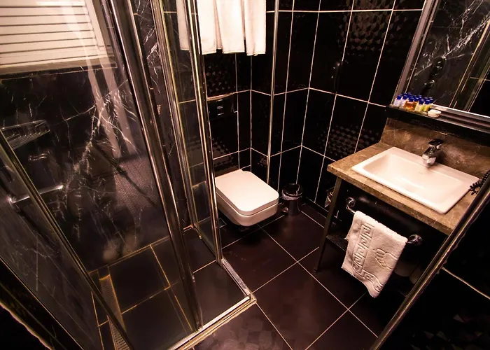 マルテペ 2000 ホテル